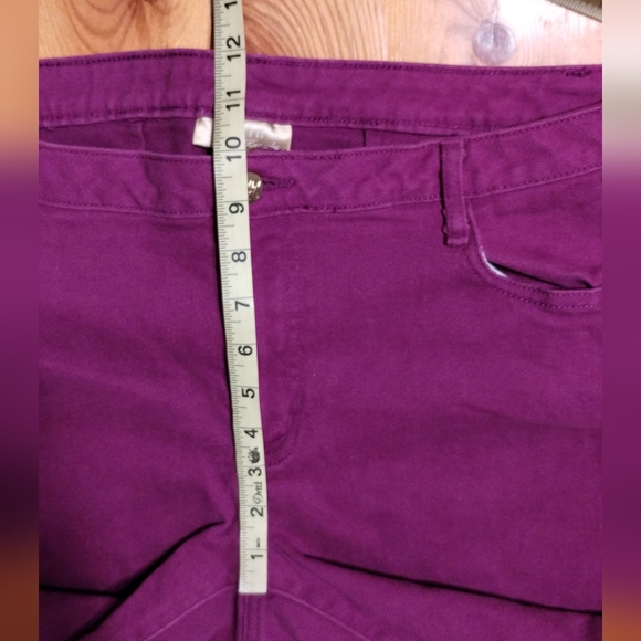 Miss Tina High Purple Waisted Cotton Cropped Jeans - Picture 6 of 12